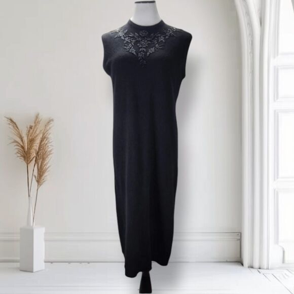 Vintage 60s Cashmere Midi Shift Dress Size M Beaded Crew Neckline Mod Sleeveless - Picture 2 of 14
